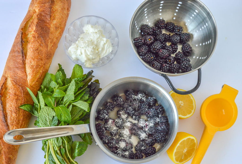 whipped goat cheese blackberry mint crostini ingredients